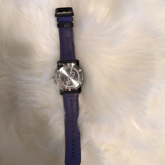 Woman’s Movado watch - Picture 2 of 4